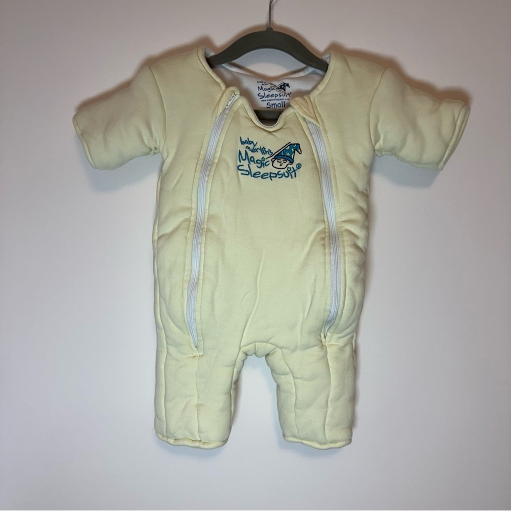 Baby Merlin’s Magic Light Yellow Sleepsuit Size S (12-18 lbs)